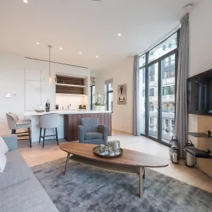 Modern 1br - 90 Sqm Bruselas